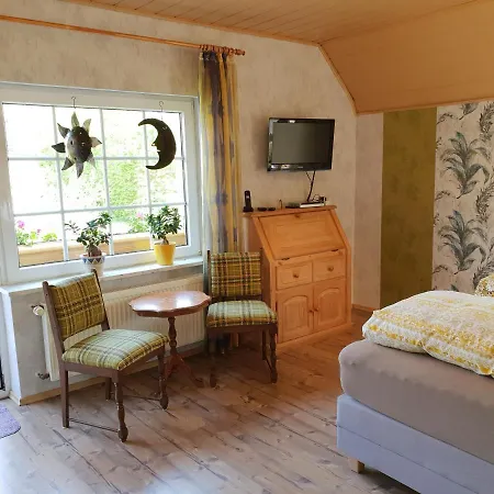Ferienhaus Nahe Burg Eltz Auf Traumhaften Reiterhof * Munstermaifeld