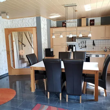 Ferienhaus Nahe Burg Eltz Auf Traumhaften Reiterhof *